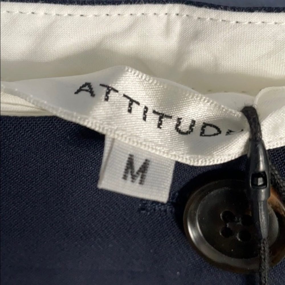 NWT Attitude pants Med Navy blue and white cuffs capris - Picture 5 of 6